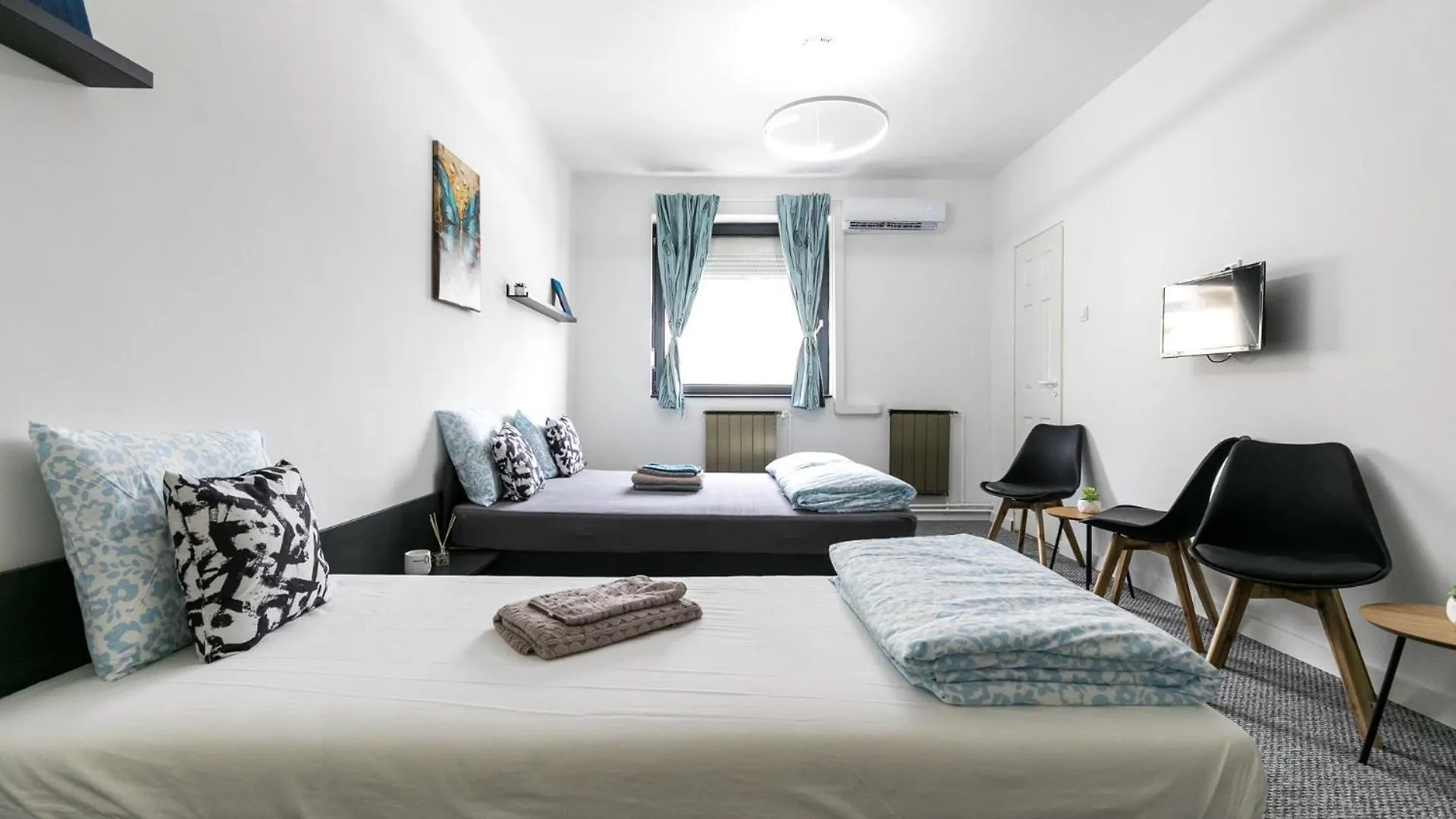 Mariposa Apartments Budapest Hungary