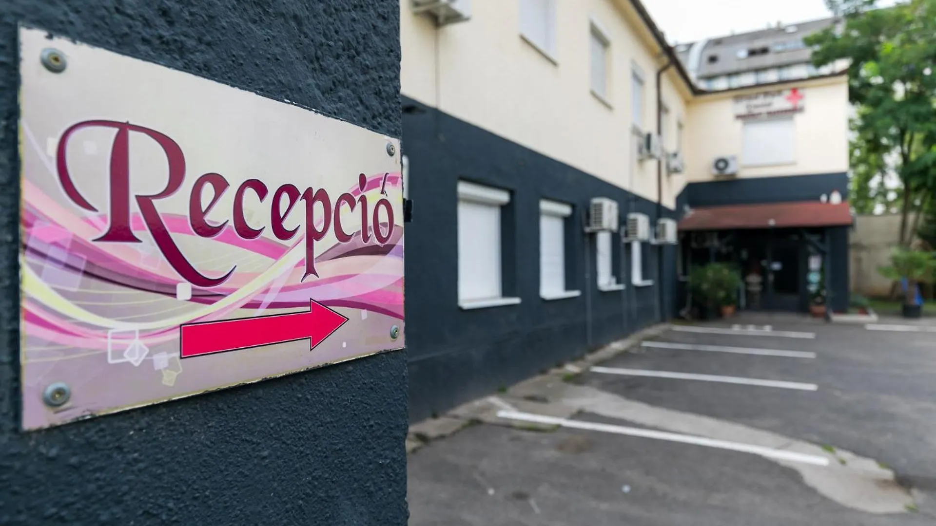 Mariposa Apartments Budapest Hungary